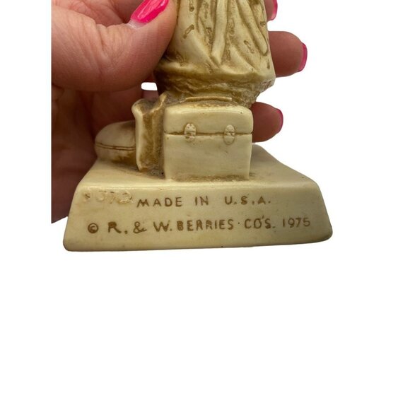 R&W Berries Vintage Resin Kid 1975 Figurine Sorry to See You Go - Picture 5 of 5